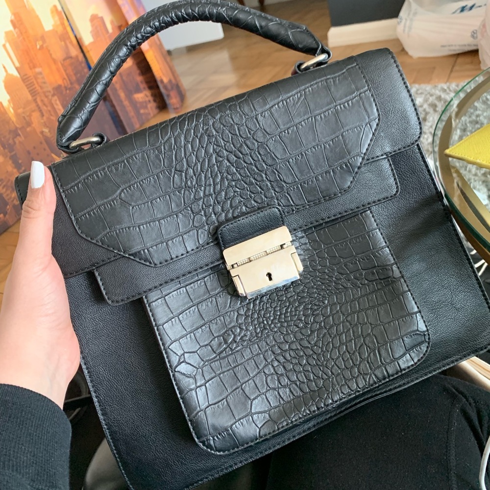 Express black bag